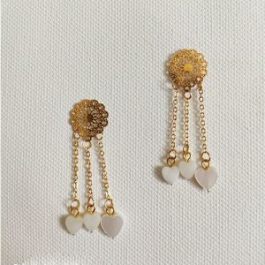 Boucles d'oreilles tombantes coeurs