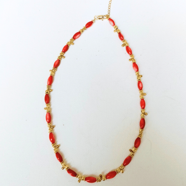 Collier perles de coquillages rouge