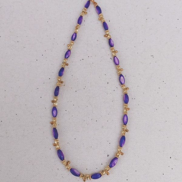 Collier perles de coquillages violet