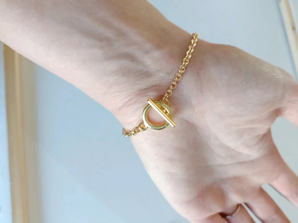 Bracelet et charm blanc – Image 6